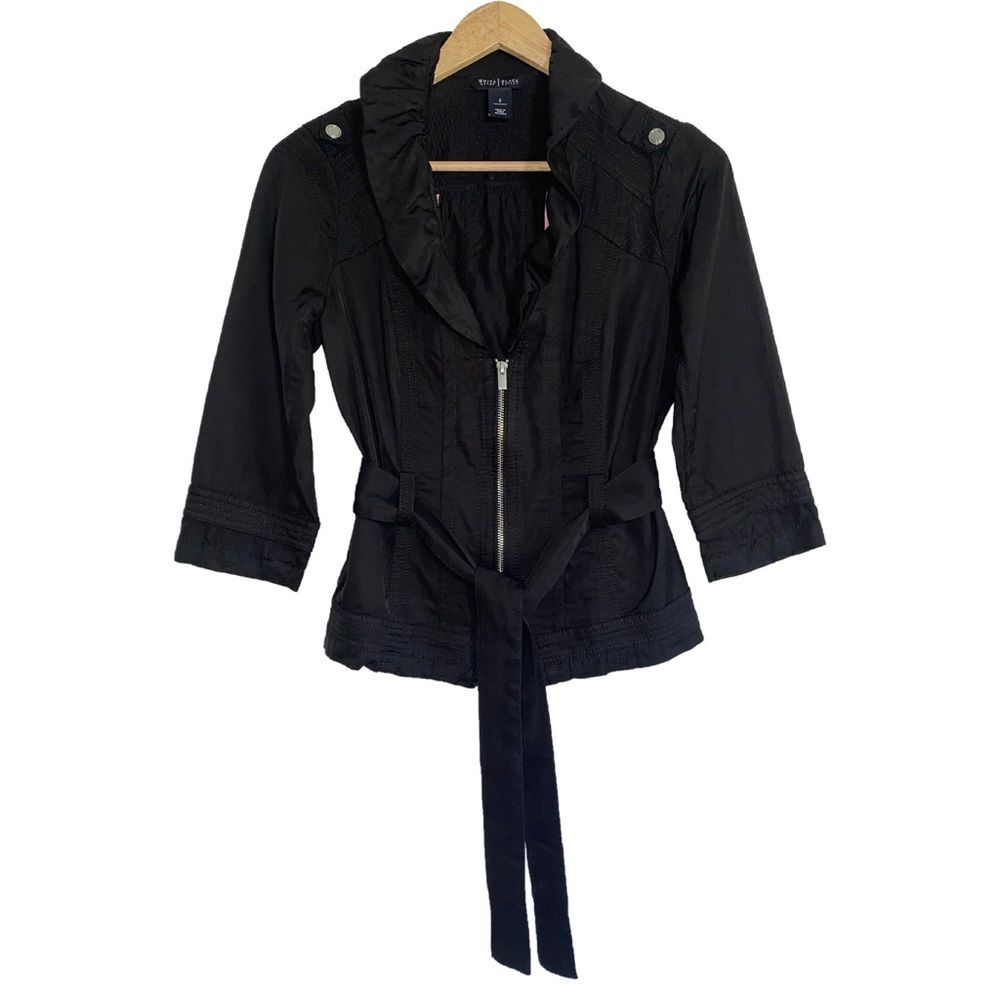 WHBM | Black Ruffle Neck 3/4 Sleeve Full Zip Tie Belt Blazer Jacket Size 4